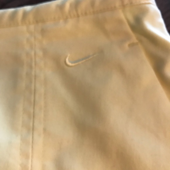 Nike Golf Dri-Fit Yellow Skort size 12 - Picture 3 of 6